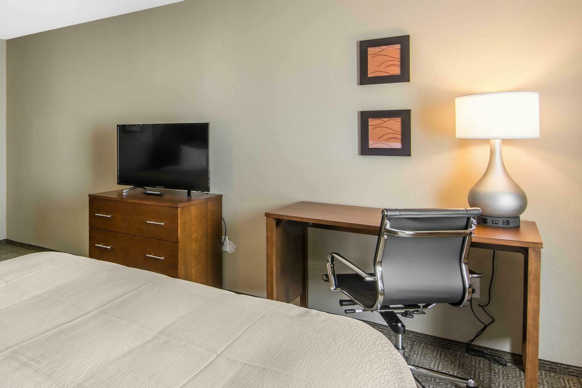 Comfort South Chesterfield - 3*
